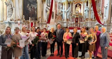Pagerbti Kelmės rajono socialinės srities darbuotojai Pagerbti Kelmės rajono socialinės srities darbuotojai